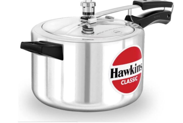 Best Hawkins stainless steel pressure cooker 2023