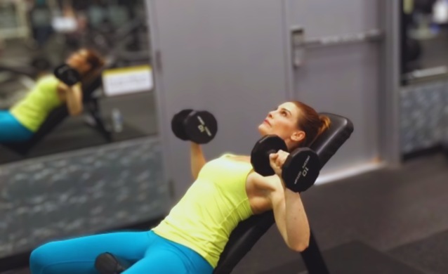 INCLINE DUMBBELL CHEST PRESS